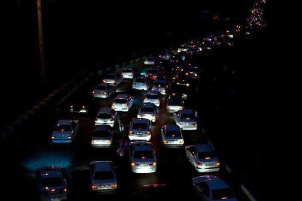 ترافیک محور تهران- مشهد در محدوده سمنان نیمه سنگین است