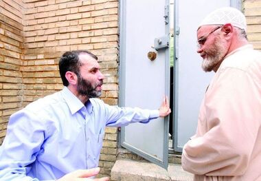 مسعود ده نمکی: اگر فضای مجازی مسدود نبود می توانستیم فیلم و عکس مستند از فجایع اخیر را به دست چهره های ضدجنگ در دنیا برسانیم