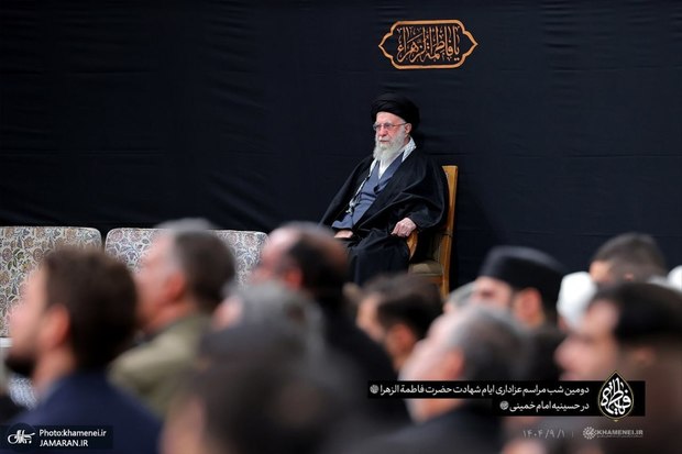 دومین شب مراسم عزاداری شهادت حضرت فاطمه (س) با حضور رهبر انقلاب + عکس و فیلم