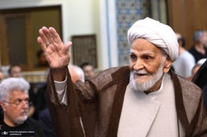 مراسم بزرگداشت رهبر شهید انقلاب در حسینیه ۲ جماران