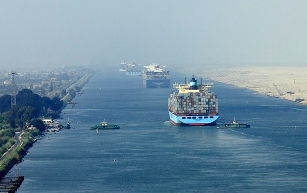 مصر جلوگیری از عبور یکی از نفتکشهای ایران از کانال سوئز را تکذیب کرد