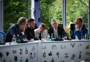 تایمز: آیا اروپا بدون چتر حمایتی آمریکا در برابر پوتین تاب می‌آورد؟