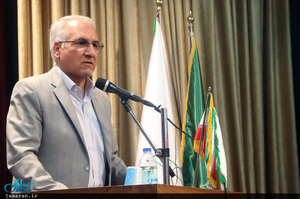 نشست گرامیداشت سالروز صدور فرمان هشت ماده ای حضرت امام(س) در نگارستان امام خمینی(س) اصفهان 