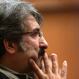 علیرضا نادری: تئاتر ایران رو به موت است