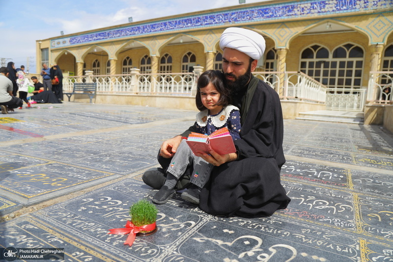 مراسم تحویل سال نو در گلزار شهدای قم‎