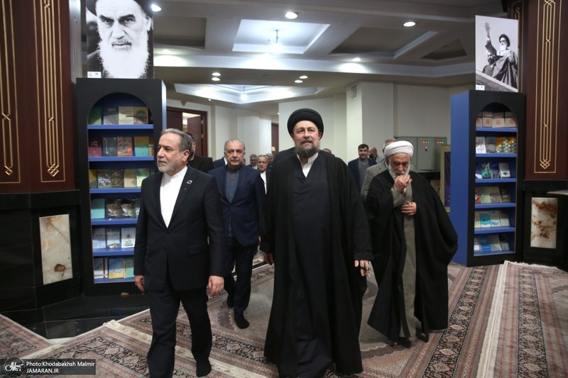 مراسم تجدیدمیثاق وزیر و معاونان وزارت امور خارجه با آرمان‌های امام خمینی