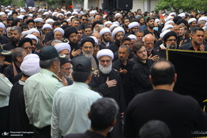 دسته عزای شهادت امام صادق(ع) با حضور آیت الله العظمی وحید خراسانی