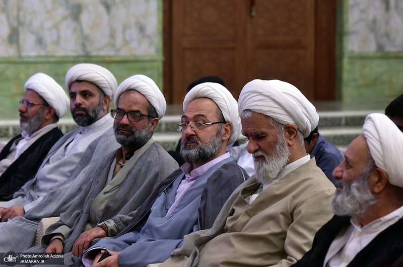 آئین آغاز سال تحصیلی حوزه علمیه استان تهران در حرم امام خمینی