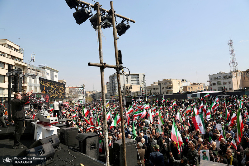 مراسم تشییع پیکرهای مطهر 84 شهید قهرمان ناوشکن دنا -1