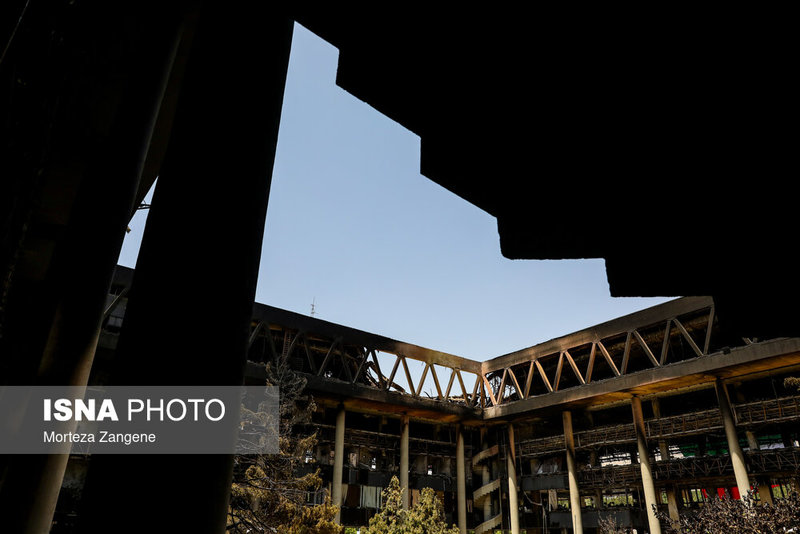 تصاویری از ساختمان شیشه‌ای سازمان صدا و سیما پس از تجاوز وحشیانه رژیم صهیونیستی