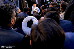 دیدار جمعی از شاعران و اهالی فرهنگ و ادب با رهبر معظم انقلاب