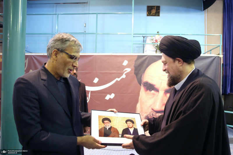 دیدار مدیر عامل ایرنا با جمعی از مدیران با سید حسن خمینی