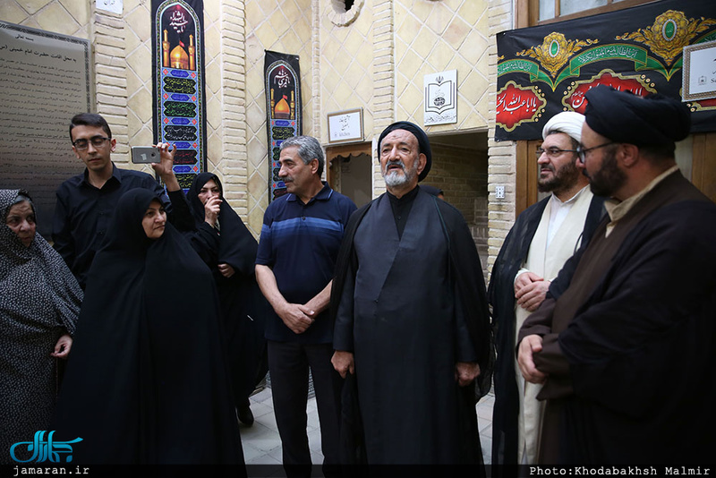 بازدید حجت الاسلام و المسلمین سید محمود دعایی از بیت امام در نجف
