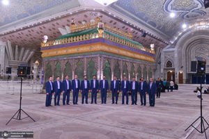 اجرای گروه همخوانی سیمرغ وزات دفاع در حرم مطهر امام خمینی (س)