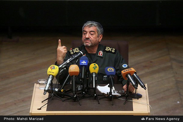 فرمان تشکیل ارتش ۲۰ میلیونی امام خمینی امنیت کشور را تضمین کرده است