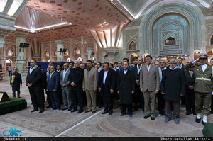 تجدید میثاق اصناف، نهادها، سازمان ها و اقشار مختلف مردم با آرمان های امام خمینی(س) 