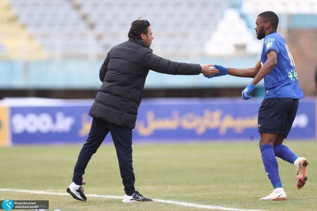 گل اول استقلال مقابل مس رفسنجان از روی نقطه پنالتی+ ویدیو