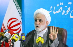 بازداشت واسطه های بابک زنجانی برای ارتباط با بیرون از زندان