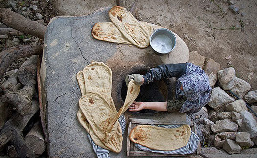 معرفی نان های محلی مناطق ایران