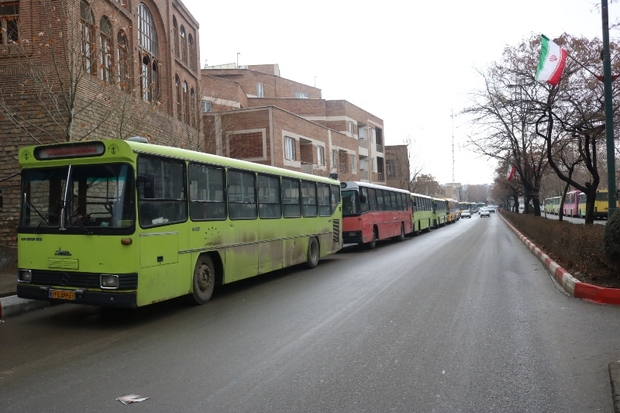50 دستگاه اتوبوس راهپیمایان سنندجی را جابجا می کند