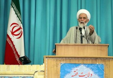 امام جمعه همدان: تحریم های جدید علیه ایران به دلیل قدرت نظامی جمهوری اسلامی است