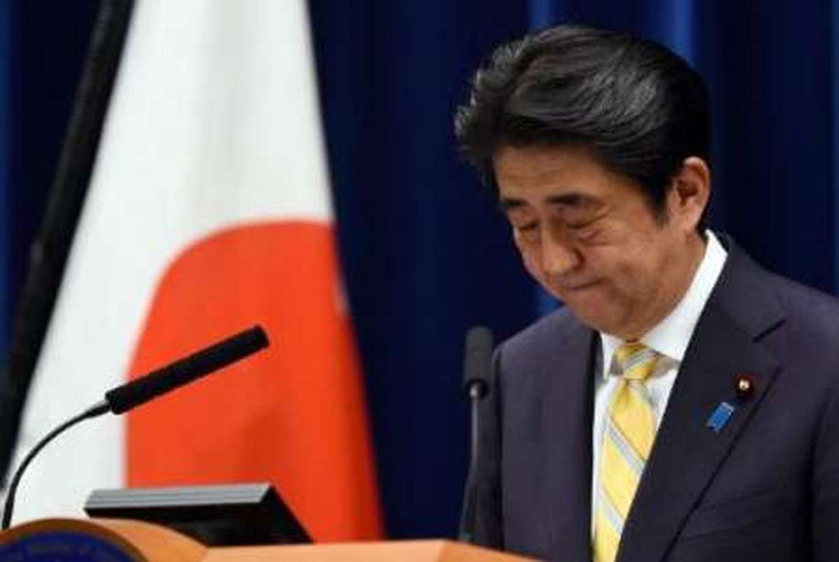 نخست‌وزیر ژاپن "عذرخواهی" می‌کند