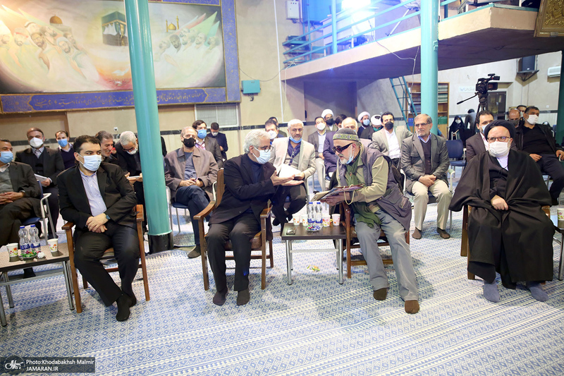 مراسم تجلیل از کارگردان فیلم مستند «بانو قدس ایران» در حسینیه جماران