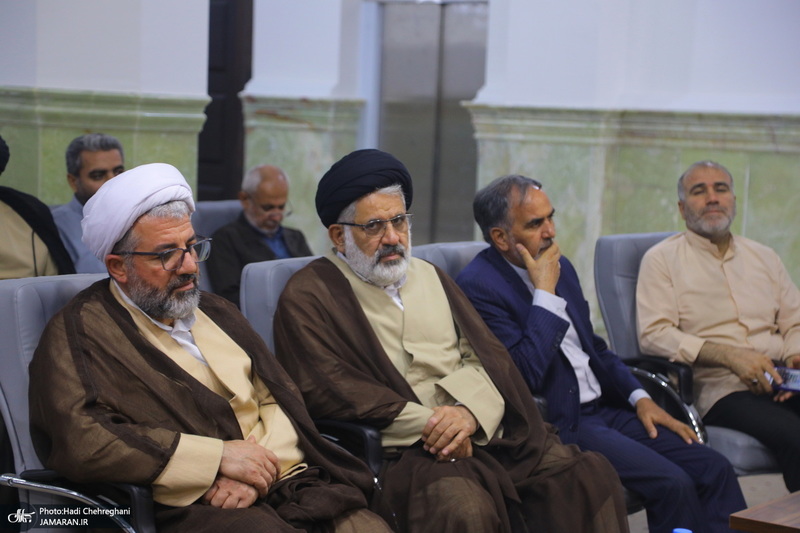 نشست علمی «امام خمینی (س)، حوزه پیشرو و سرآمد و بایسته های فقه کارآمد»