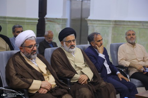 نشست علمی «امام خمینی (س)، حوزه پیشرو و سرآمد و بایسته های فقه کارآمد»