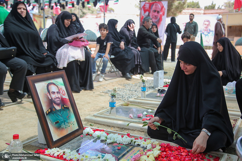 گلزار شهدای جنگ تحمیلی ۱۲روزه در بهشت زهرا (س)