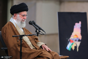 دیدار دست‌اندرکاران برگزاری کنگره ملی شهدای استان لرستان با رهبر معظم انقلاب