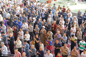 نماز عید سعید فطر در حرم مطهر حضرت معضومه (س)