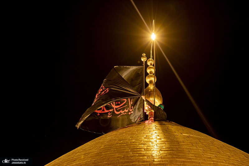 مراسم تعویض پرچم حرم مطهر امام حسین (ع) در کربلا