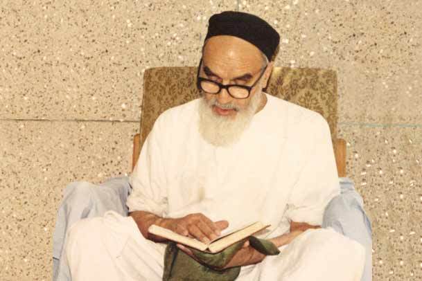 مقدمه امام خمینی بر وصیت نامه