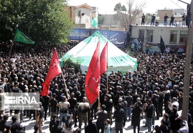 مبلغان دینی مانع ورود بدعت های جدید به فرهنگ عاشورا شوند