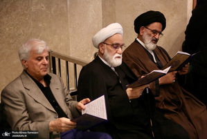 مراسم ختم مادر همسر حجت السلام ‌و المسلمین علی اکبر ناطق نوری و عباس آخوندی