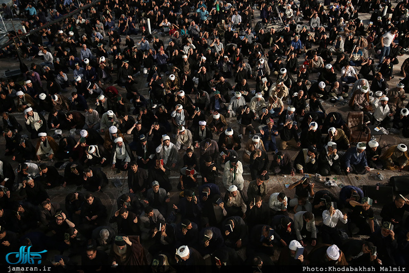 مراسم احیاء شب بیست و یکم ماه مبارک رمضان درحرم مطهر امام خمینی (س) /2