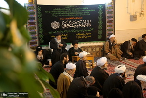 عزاداری در بیوت مراجع عظام تقلید و علما در سالروز شهادت حضرت فاطمه(س)