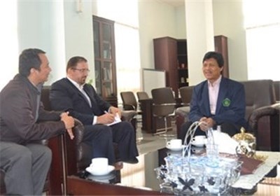 رییس دانشگاه مالانگ اندونزی: امام خمینی(س) افتخار دنیای اسلام است