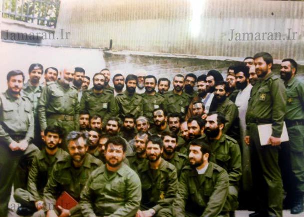 عکس نوشت/فرماندهان کمیته های انقلاب اسلامی در کنار حاج احمد آقا