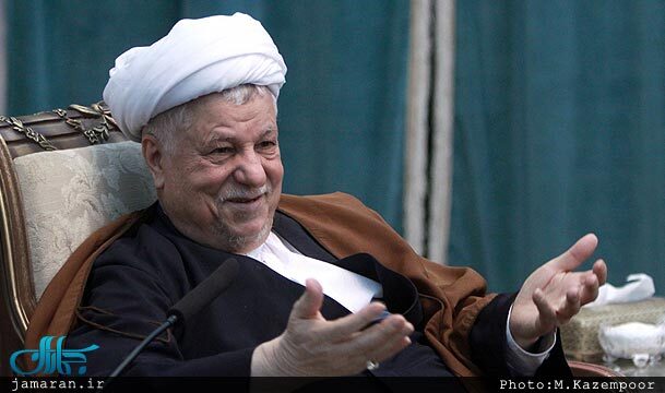 تفکر در  اختناق هیچ گاه رشد نمی کند / ایران سالانه 150 میلیارد دلار سرمایه اساسی از دست می دهد / اگر افراطی ها بگذارند تمدن اسلامی شکل می گیرد