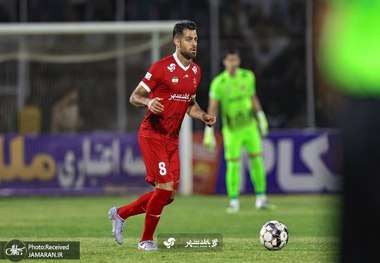 عکس| عذرخواهی پورعلی گنجی بعد از اخراج مقابل تراکتور