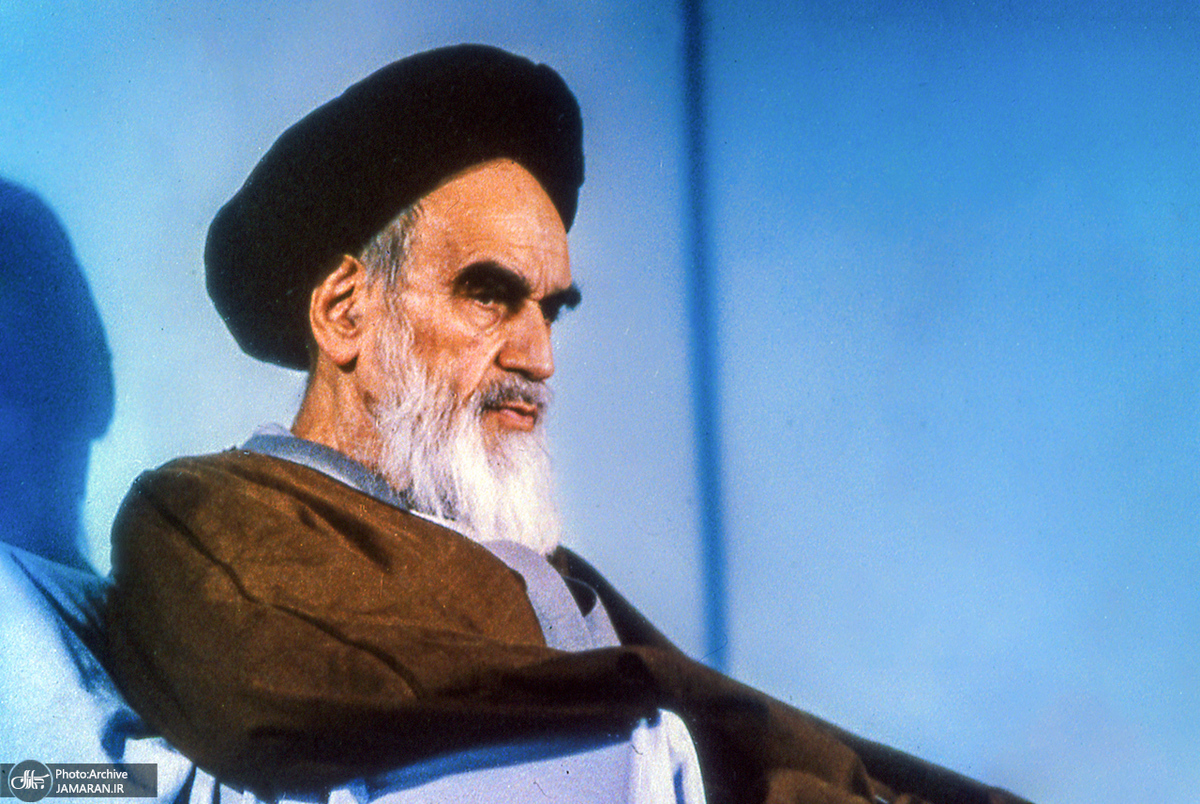 امام خمینی: «فقه جواهری» باید تقویت شود/ ‎‌فکر درست کردن سالن و ساختمان نباشید، بلکه در فکر معنوی اسلام باشید