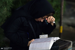 احیای شب بیست و یکم ماه رمضان در گلزار شهدای بهشت زهرا (س)