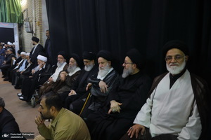 مراسم چهلمین روز تدفین رهبر شهید در دفتر آیت الله العظمی سیستانی در قم