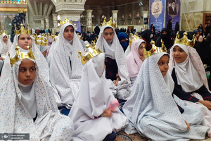 نخستین کنگره قرآنی آموزش و پرورش منطقه 2 تهران در حرم امام خمینی (س)