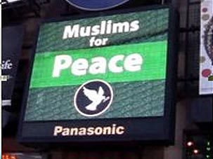 Muslim Group Takes Message of Peace to Times Square