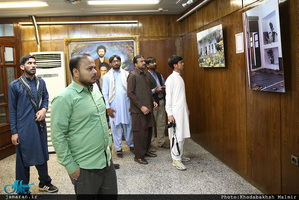 بازدید جمعی از دانشجویان زبان فارسی از کشورهای هند، پاکستان ،عراق ، سودان،مالزی از بیت امام در جماران