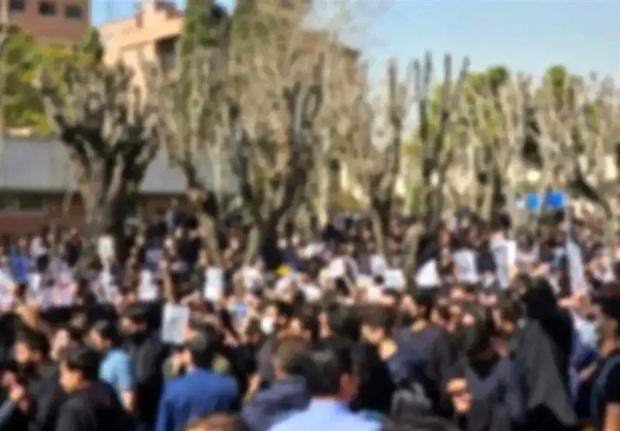 وزرای علوم و آموزش و پرورش برای بررسی حوادث اخیر به کمیسیون آموزش می‌روند/ ​ وضعیت دانش‌آموزان بازداشتی و جان‌باخته هفته آینده در مجلس بررسی خواهد شد