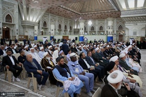 ادای احترام مهمانان خارجی کنفرانس وحدت اسلامی به مقام شامخ حضرت امام خمینی (س)